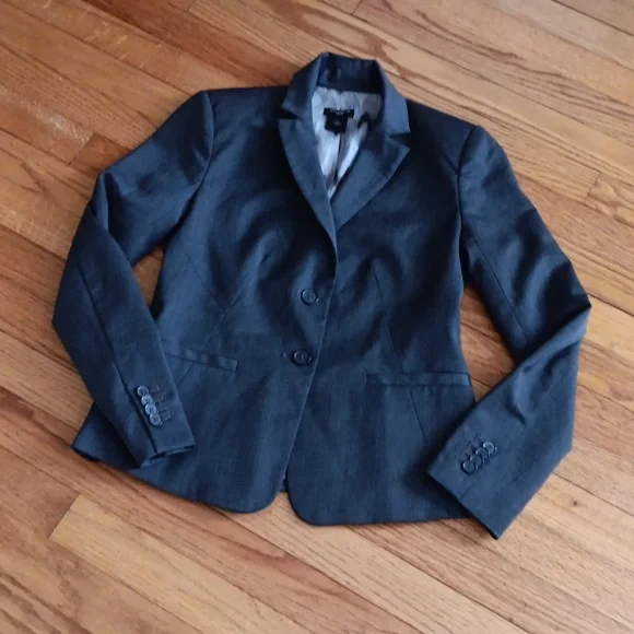 Ann Taylor Petites Classic Gray Lightweight Wool-Blend Blazer ■ Size 0P - Picture 1 of 10